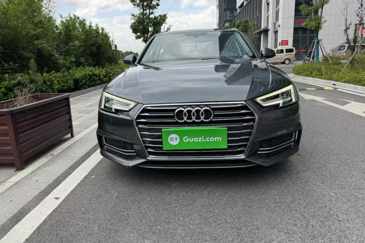 Used Audi A4L 2019 40 TFSI Ambition China VI