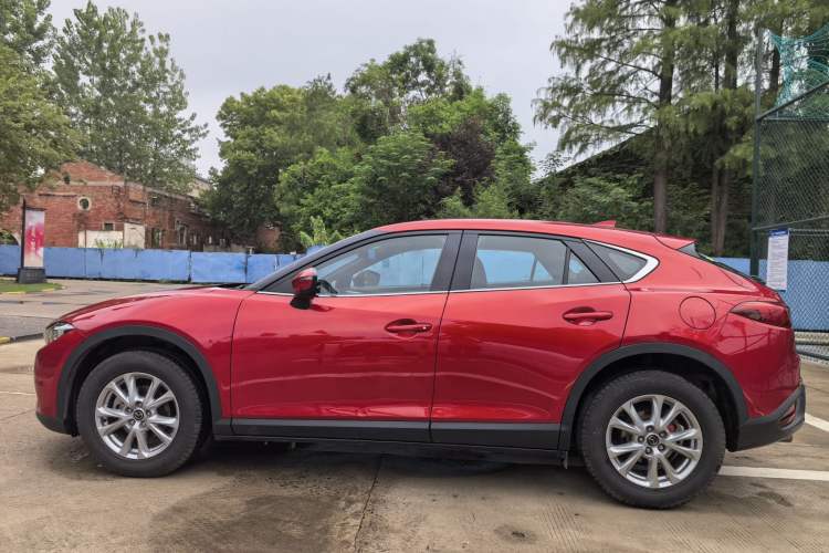 Used Mazda CX-4 2016 2.0L Automatic 2WD Blue Sky Dynamic Edition
