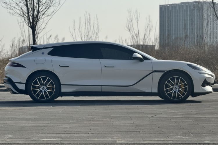 Used Denza Z9GT 2024 1100 Four-Wheel Drive Max Edition