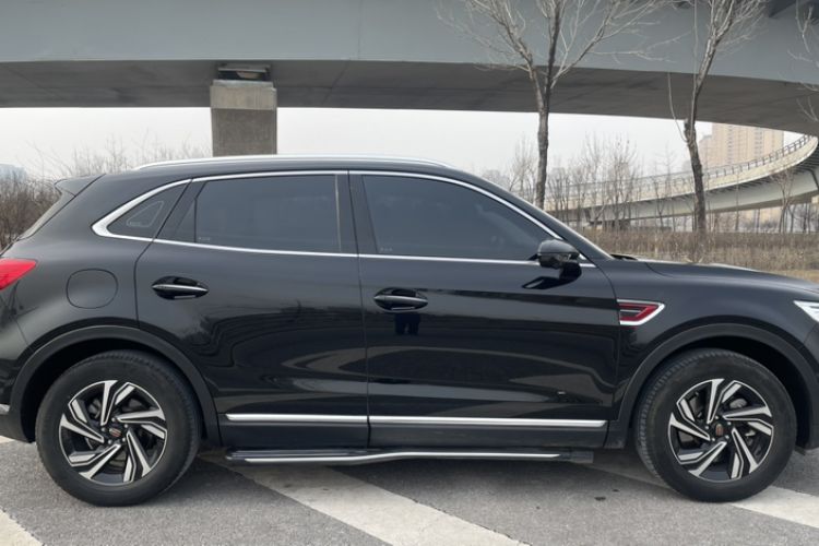 Used Hongqi HS5 2022 Revised Version 2.0T Smart Connect Flagship Edition
