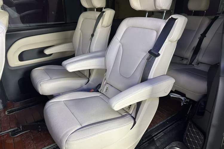 Used Mercedes-Benz Vito 2016 2.0T Business Edition
