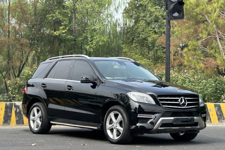 Used Mercedes-Benz M-Class 2015 ML 320 4MATIC