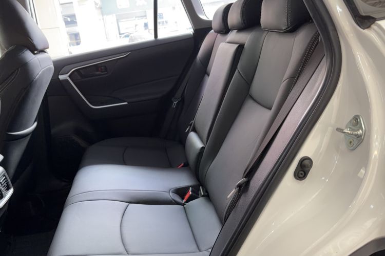 Used Toyota Wildlander 2023 2.0L CVT Two-Wheel Drive Leading Edition