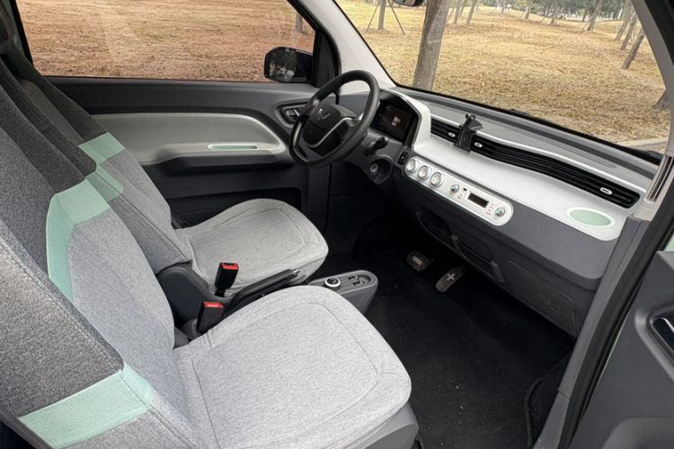 Used Wuling Hongguang MINIEV 2022 Macaron Premium Model – Lithium Iron Phosphate