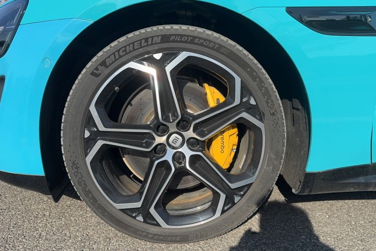 Used  SU7 2024 Rear-Drive Ultra-Long Range Advanced Pro-Level Intelligent Driving Version
