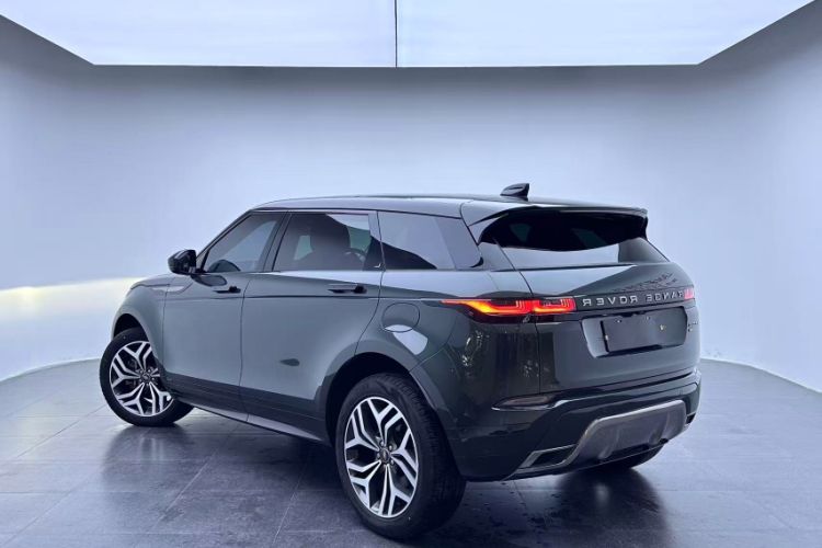 Used Land Rover Range Rover Evoque 2021 Range Rover Velar L 249PS R-Dynamic First Edition
