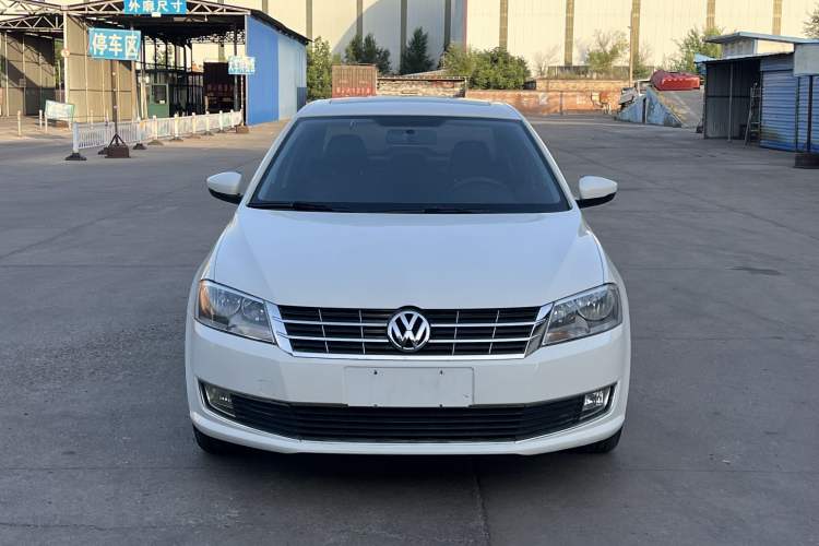 Used Volkswagen Lavida 2013 Restyled Classic 1.6L Automatic Comfort Edition
