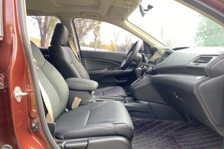 Used Honda CR-V 2016 2.0L two-wheel drive Urban Edition
