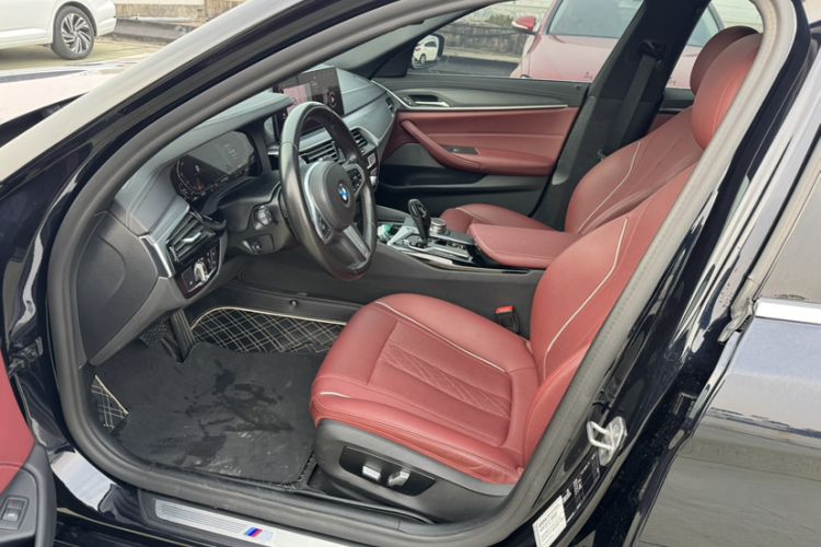 Used BMW 5 Series 2021 530Li Leading Model M Sport Package
