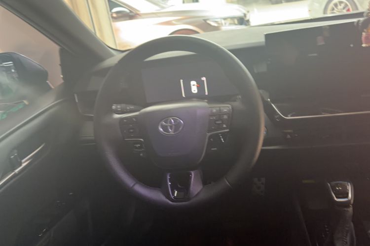 Used Toyota Camry 2024 Dual-Motor 2.0HS Sport Edition