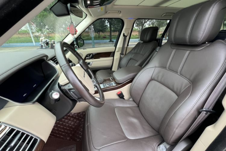 Used Land Rover Range Rover 2021 3.0 L6 Century Extended Classic Edition
