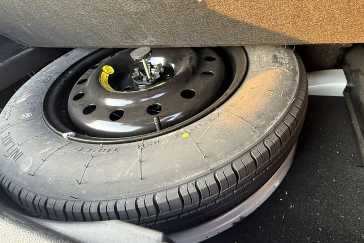 Used Land X7 2016 2.0T Panoramic Prestige Edition
