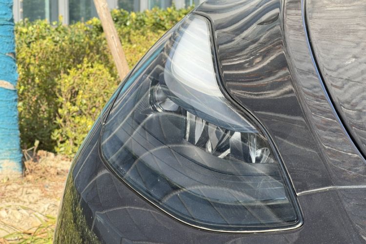 Used Tesla Model Y 2024 Long-Range All-Wheel-Drive Version