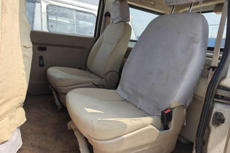 Used Wuling Rongguang 2014 1.5L S Standard Version
