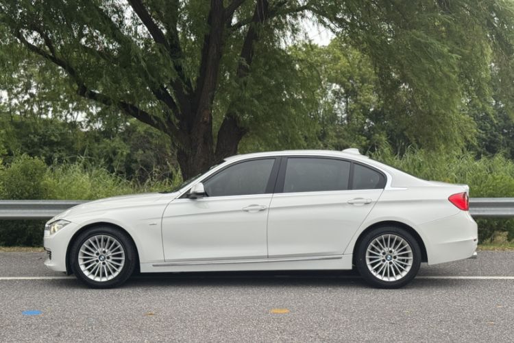 Used BMW 3 Series 2015 320Li Luxury Design Package
