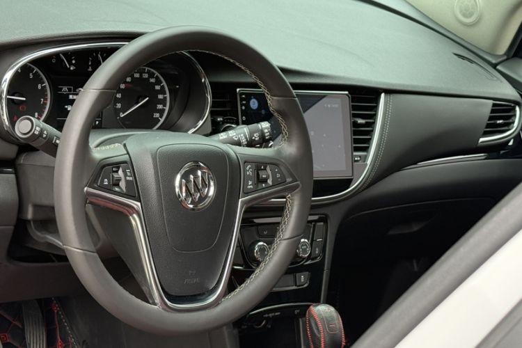 Used Buick Encore 2017 18T Automatic Two-Wheel Drive Urban Elite Model
