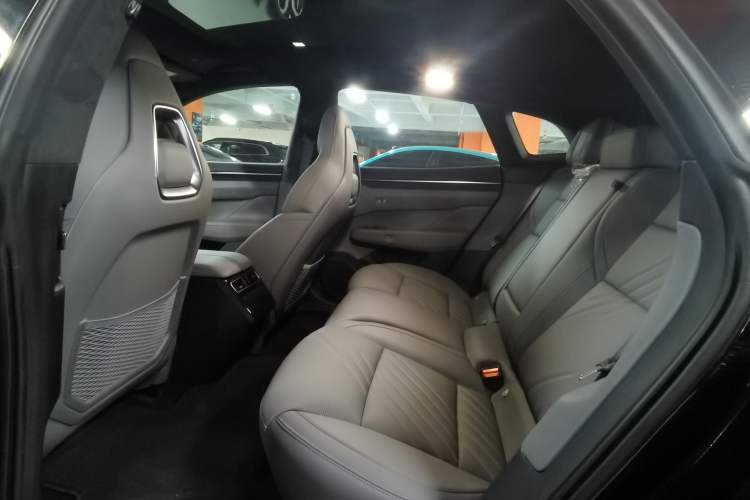 Used Zeekr 001 2025 WE Edition 100 kWh Rear-Wheel Drive
