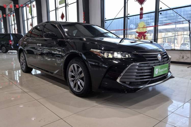Used Toyota Avalon 2019 Dual-Engine 2.5L Luxury Edition China VI Standard
