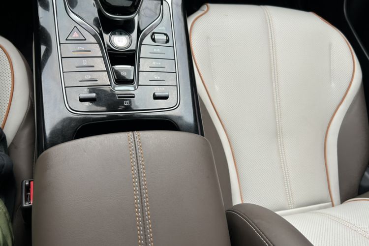 Used BYD Qin PLUS 2023 Champion Edition DM-i 55KM Superior Model
