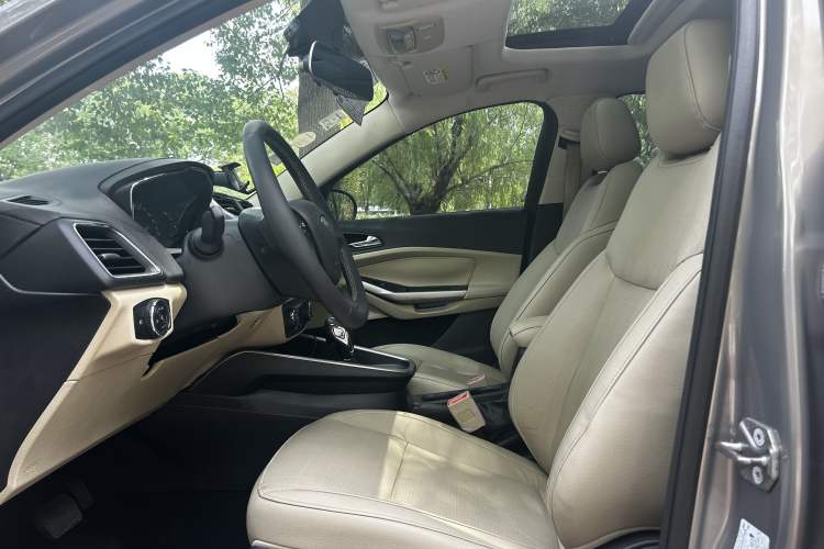 Used Ford Escort 2015 1.5L Automatic Comfort Model
