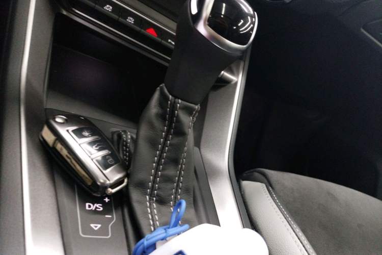 Used Audi Q3 2023 35 TFSI Fashion Dynamic Model (1.4T)
