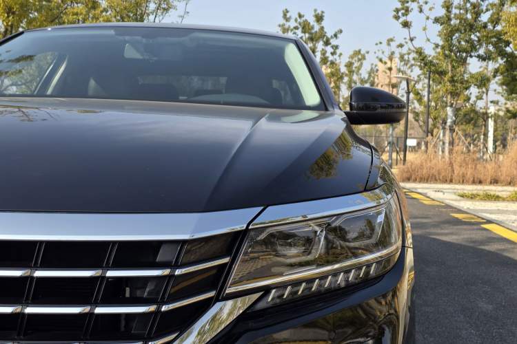 Used Volkswagen Passat 2020 330TSI Luxury Edition China VI
