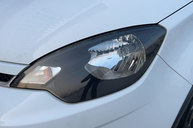 Used MG 3SW 2015 1.5L AMT Elite Version
