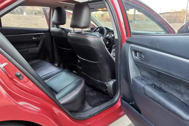 Used Toyota Corolla 2014 1.6L CVT GL-i
