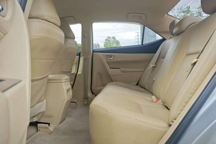 Used Toyota Corolla 2017 1.2T CVT GL
