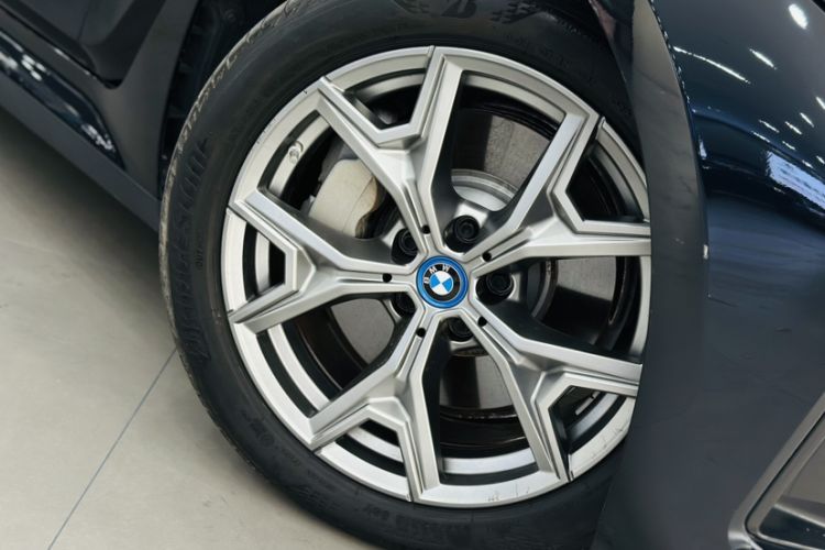 Used BMW i3 2022 eDrive 35 L
