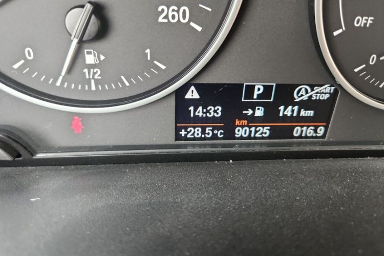 Used BMW 2 Series 2015 218i
