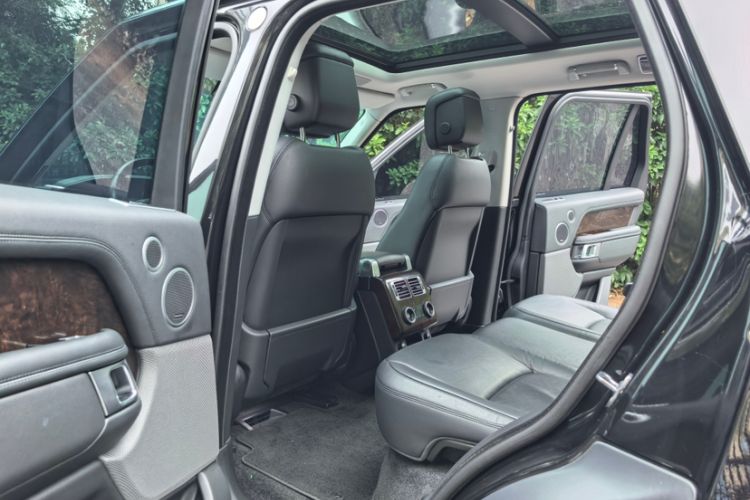 Used Land Rover Range Rover 2020 3.0 L6 Grand Edition
