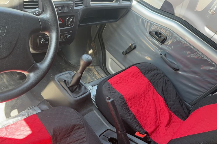 Used Wuling Zhiguang 2023 1.5L Practical Version 5/7 Seats
