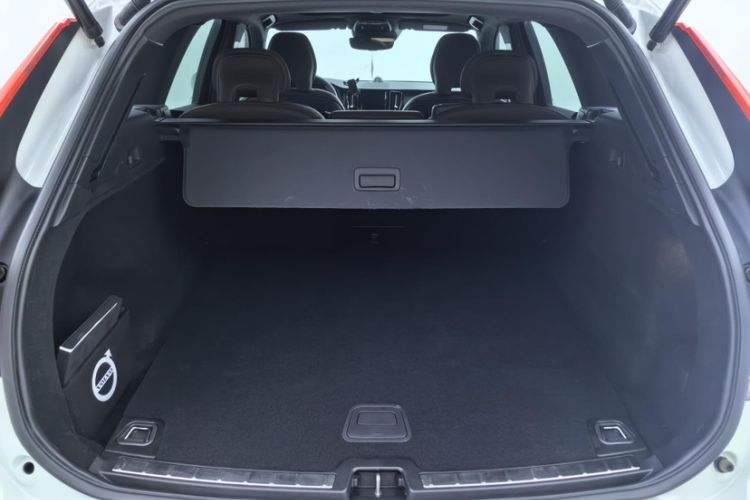 Used Volvo XC60 2021 T5 4x4 Smart Luxury Edition
