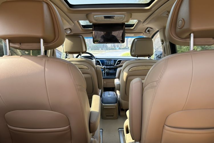 Used Buick GL8 2017 ES 28T Luxury Model China V Standard