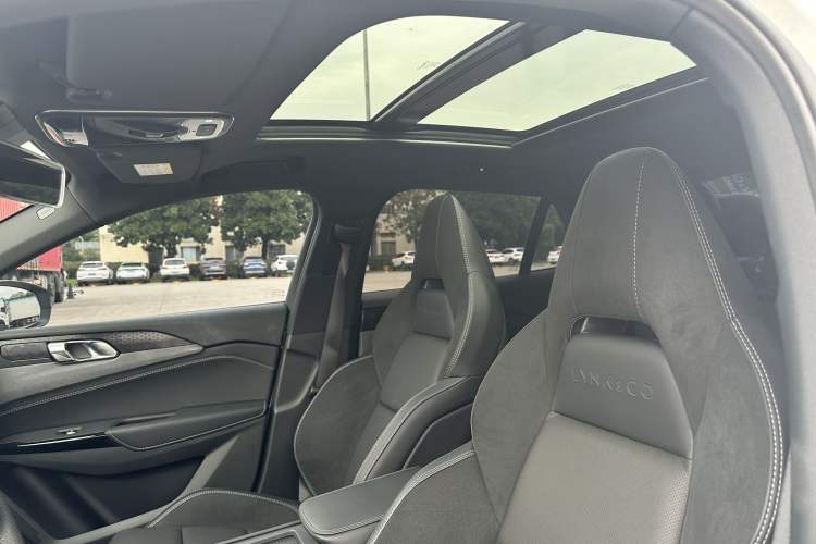 Used Lynk & Co 03 2022 2.0TD DCT JingPro
