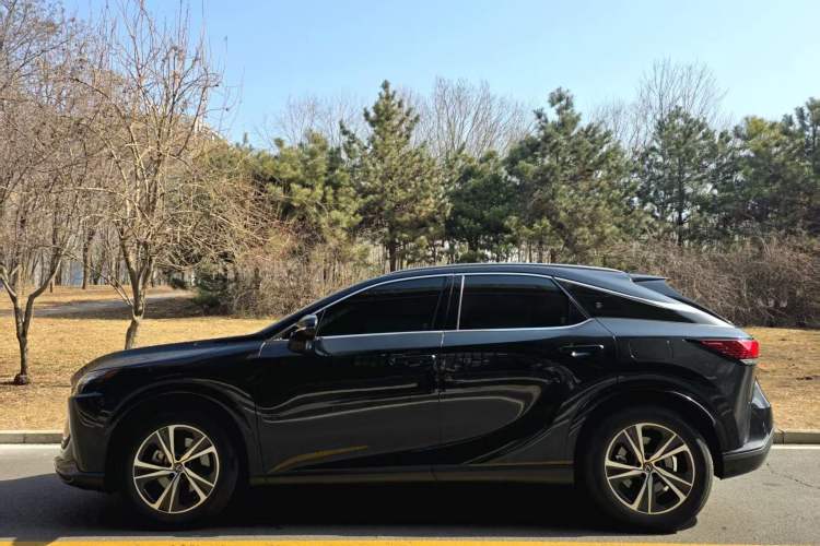 Used Lexus RX 2023 350h Two-Wheel Drive Comfort Edition
