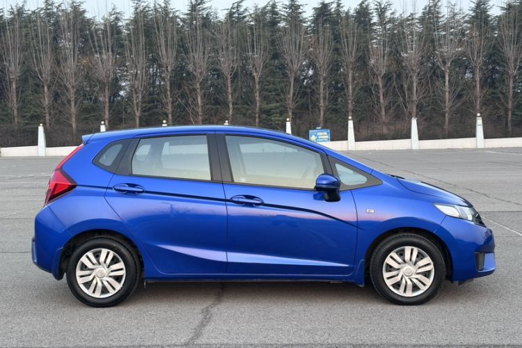 Used Honda Fit 2016 1.5L LX CVT Comfort Model
