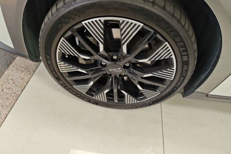 Used AION Y 2022 70 Intelligent Edition Lithium Iron Phosphate