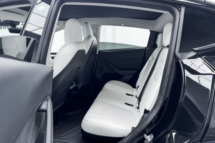 Used Tesla Model Y 2022 Rear-Wheel-Drive Version