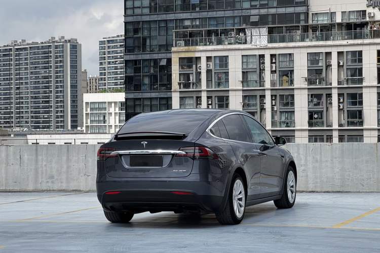 Used Tesla Model X 2019 Long-Range Version
