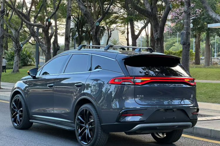 Used BYD Tang New Energy 2021 DM 2.0T Four-Wheel Drive High-Performance Flagship Model
