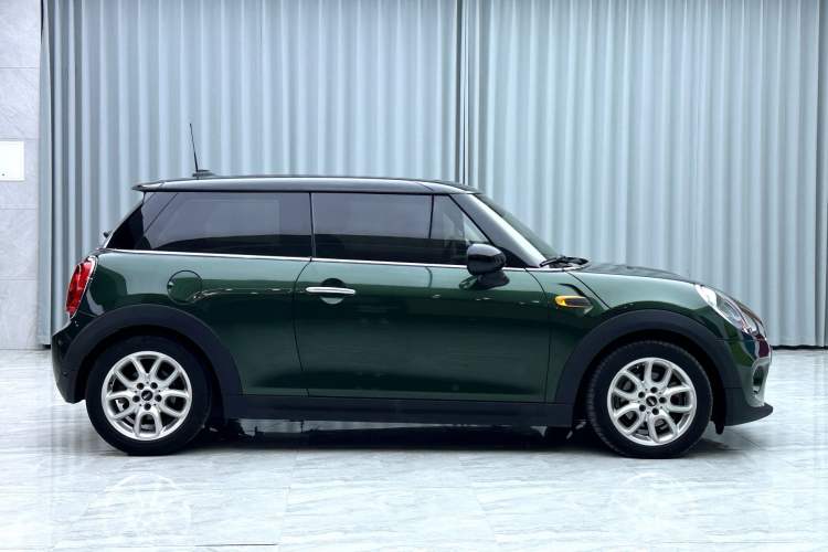Used  MINI 2014 1.5T COOPER Fun
