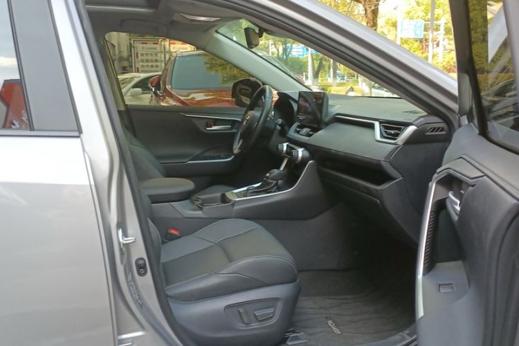 Used Toyota Wildlander 2023 Dual-Motor 2.5L E-CVT Four-Wheel Drive Prestige Edition
