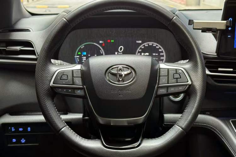 Used Toyota Sienna 2021 2.5L Hybrid Ultimate Edition
