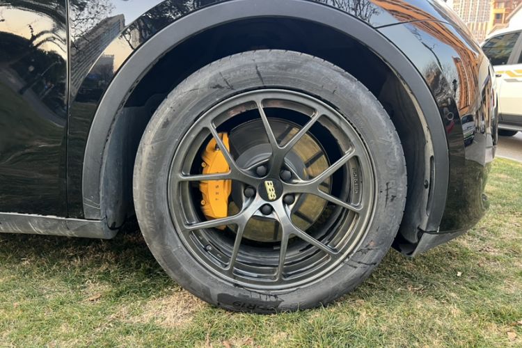 Used Tesla Model Y 2021 Standard Range Rear-Wheel Drive Version
