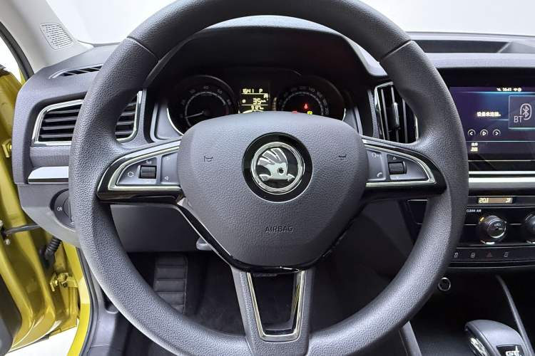 Used Skoda Kamiq 2022 GT 1.5L Automatic Deluxe Edition
