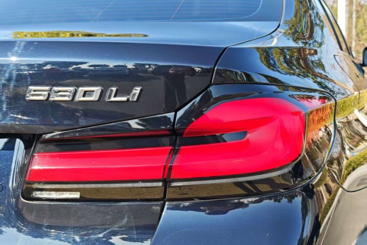 Used BMW 5 Series 2022 530Li Leading Model M Sport Package
