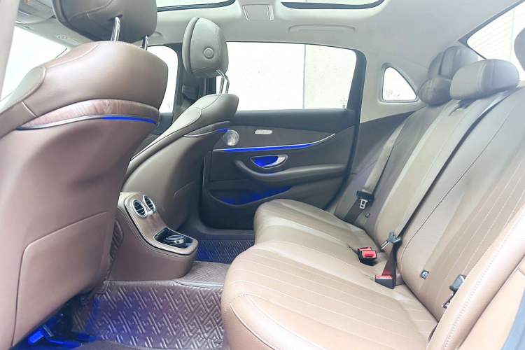 Used Mercedes-Benz E-Class 2022 Revised Version E 300 L Fashion Edition
