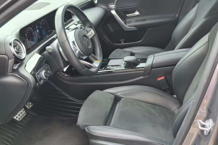 Used Mercedes-Benz A-Class 2022 A 200 L Sport Sedan Fashion Model
